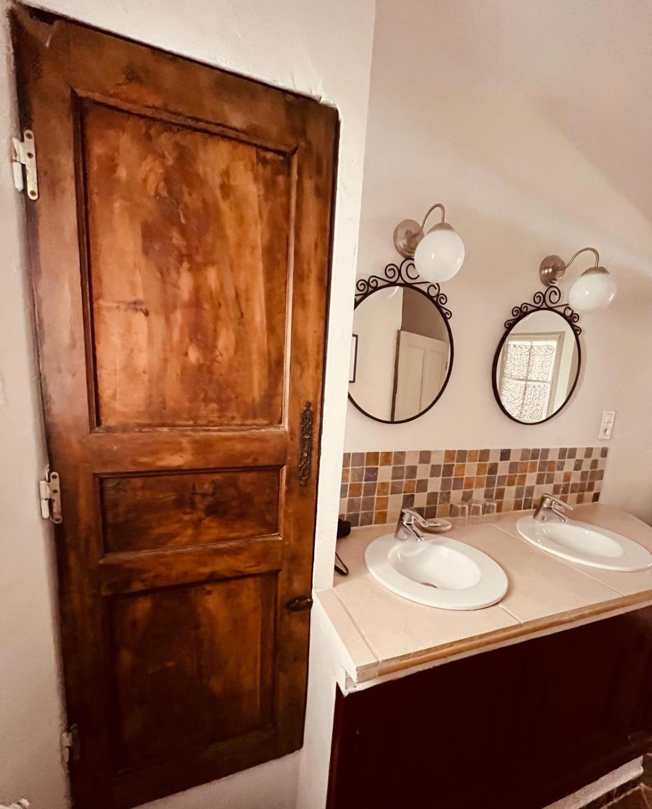 La Sarrasine Guest house Villes-sur-Auzon