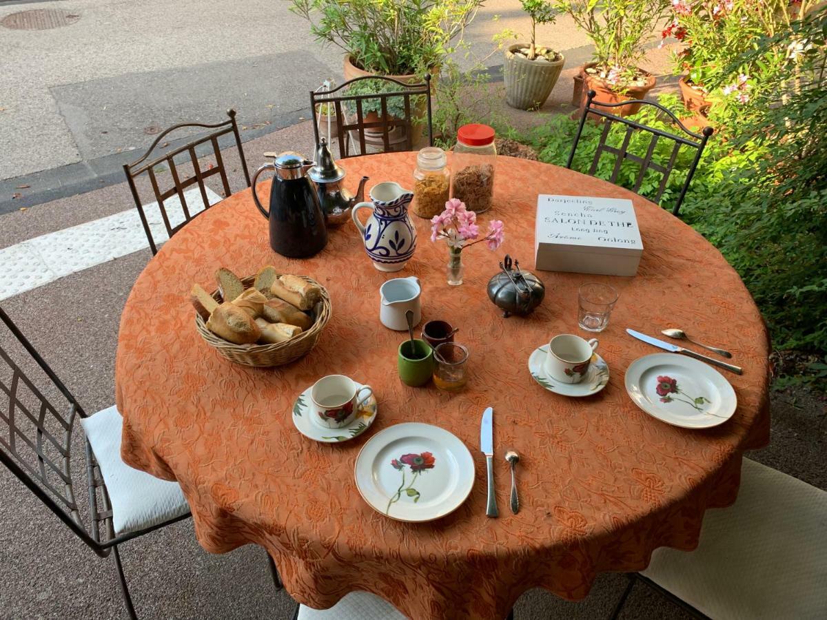 Guest house La Sarrasine